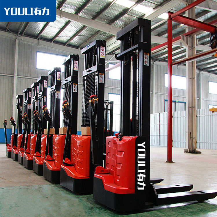 堆高车1-3