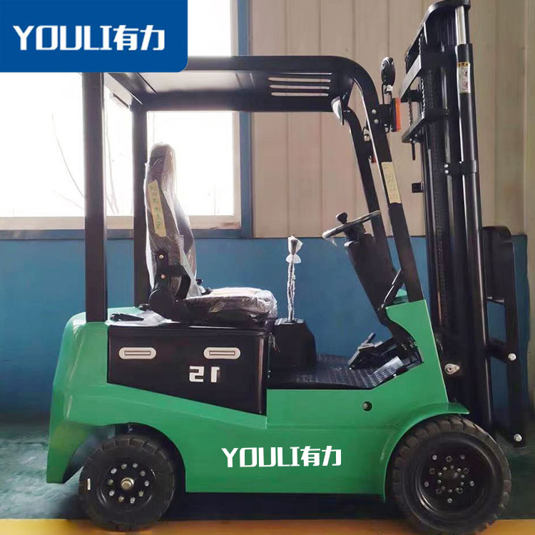 电动叉车日常清洁需要避免的误区